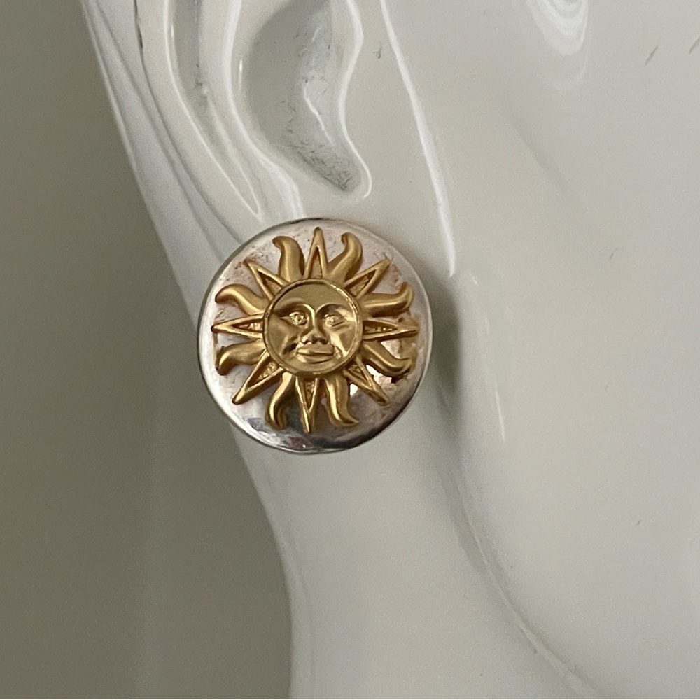 Gold and Silver Sun Face Brooch pendant and stud earrings set vintage - Picture 2 of 3